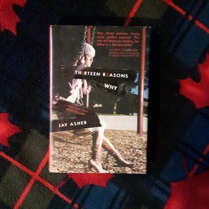 📚 3/$15 or 5/$20 📚 Novel - Thirteen Reasons Why